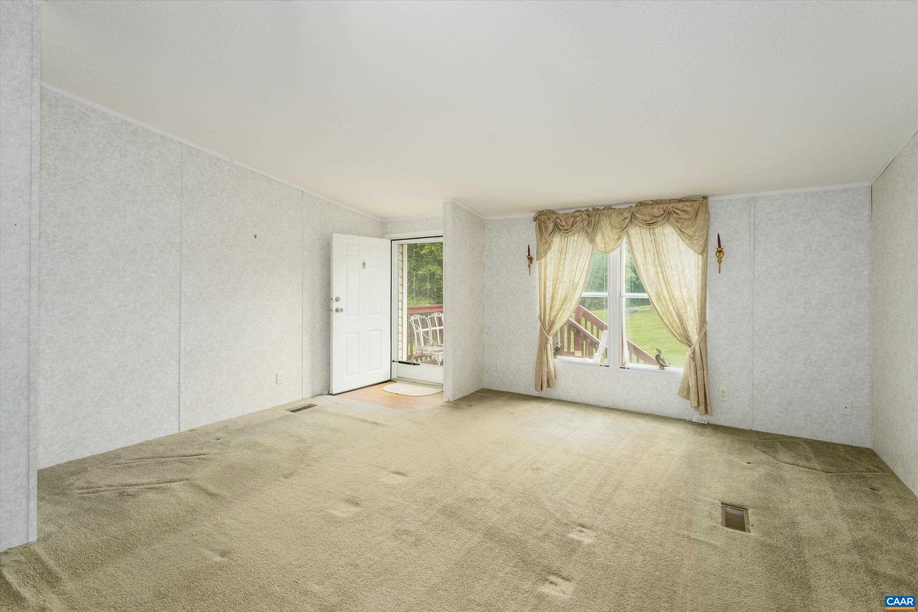 2547 PONDEROSA TRL, CHARLOTTESVILLE, Virginia 22903, 3 Bedrooms Bedrooms, ,2 BathroomsBathrooms,Residential,2547 PONDEROSA TRL,664929 MLS # 664929
