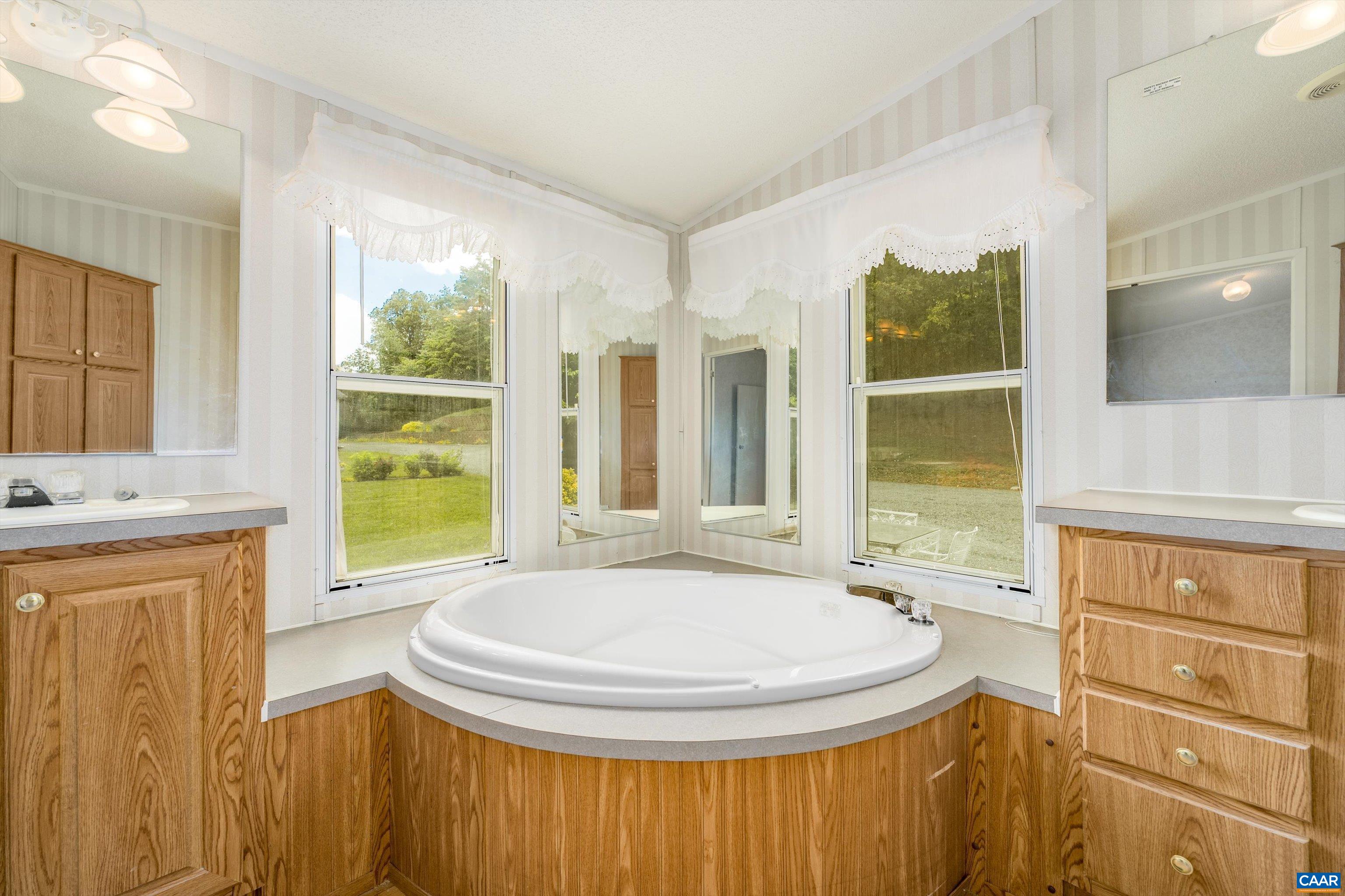 2547 PONDEROSA TRL, CHARLOTTESVILLE, Virginia 22903, 3 Bedrooms Bedrooms, ,2 BathroomsBathrooms,Residential,2547 PONDEROSA TRL,664929 MLS # 664929