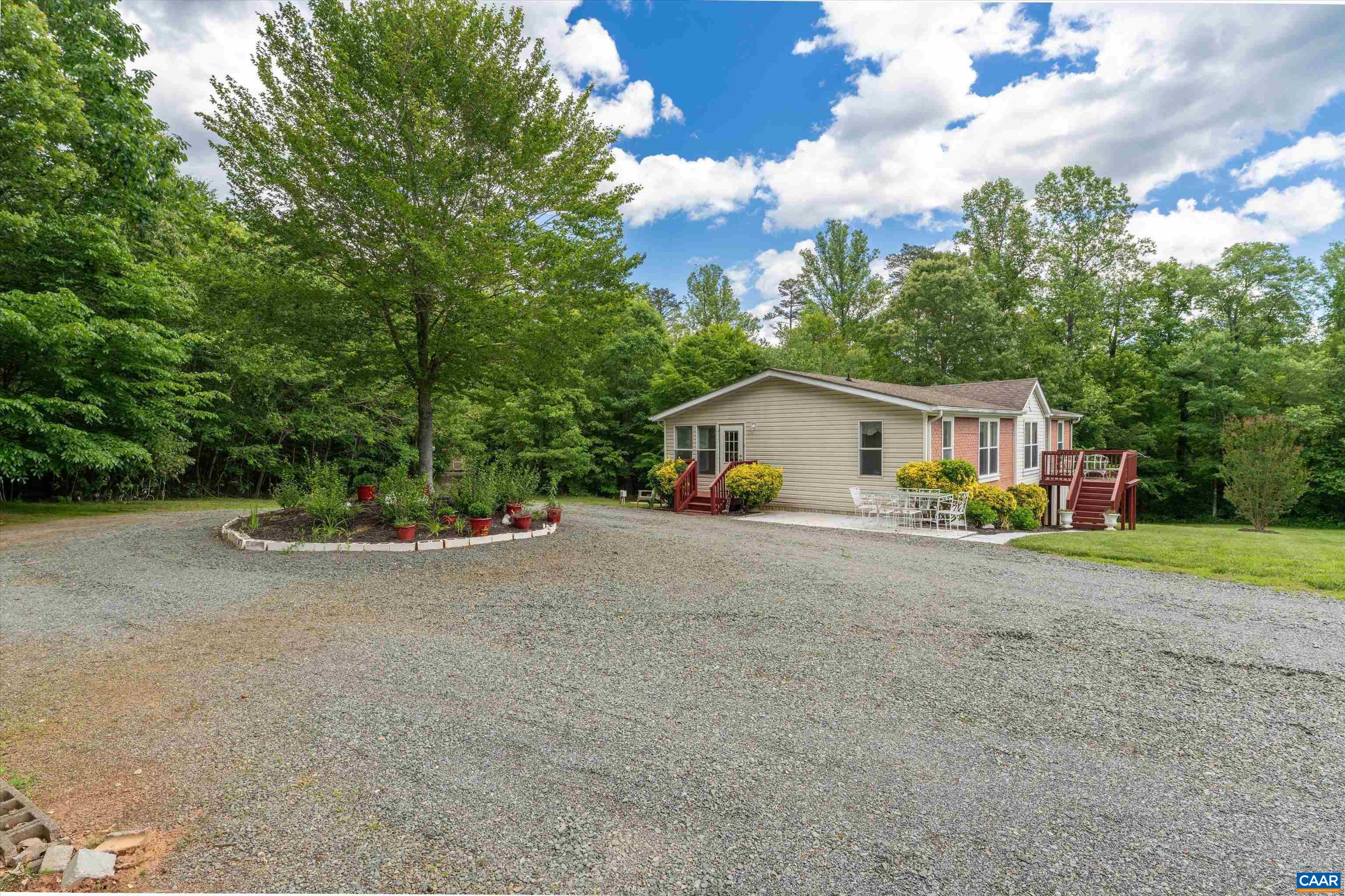 2547 PONDEROSA TRL, CHARLOTTESVILLE, Virginia 22903, 3 Bedrooms Bedrooms, ,2 BathroomsBathrooms,Residential,2547 PONDEROSA TRL,664929 MLS # 664929