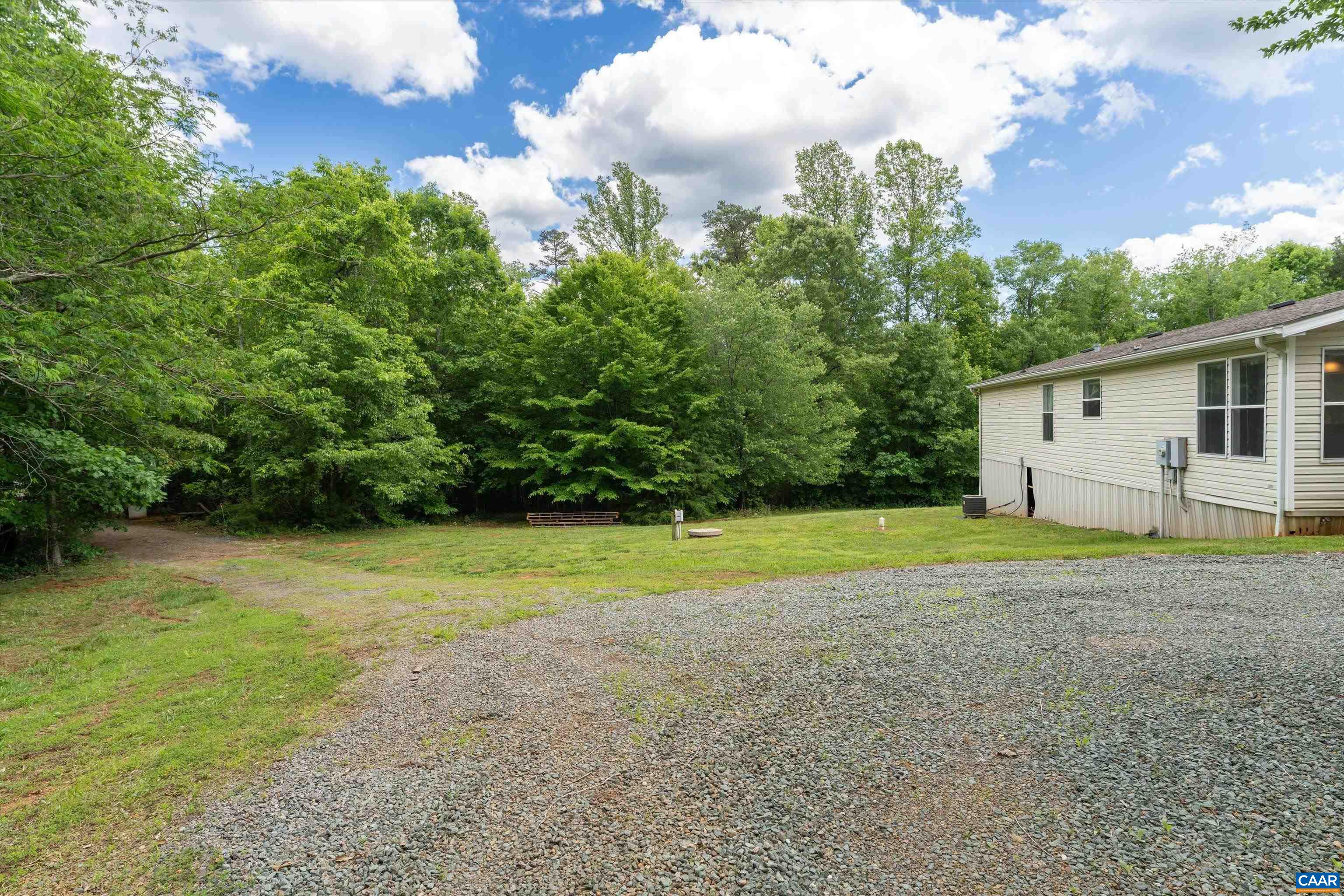 2547 PONDEROSA TRL, CHARLOTTESVILLE, Virginia 22903, 3 Bedrooms Bedrooms, ,2 BathroomsBathrooms,Residential,2547 PONDEROSA TRL,664929 MLS # 664929