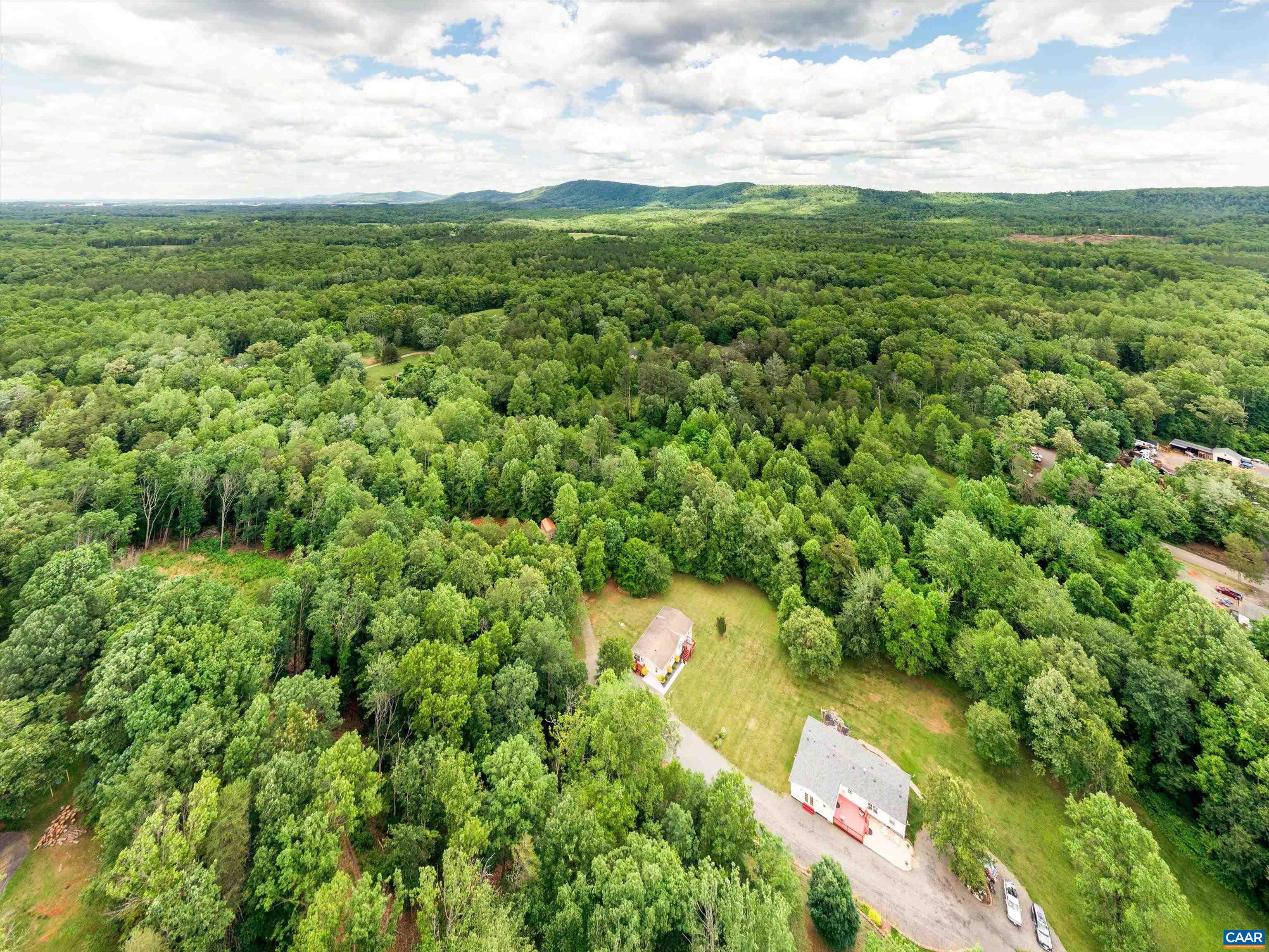 2547 PONDEROSA TRL, CHARLOTTESVILLE, Virginia 22903, 3 Bedrooms Bedrooms, ,2 BathroomsBathrooms,Residential,2547 PONDEROSA TRL,664929 MLS # 664929