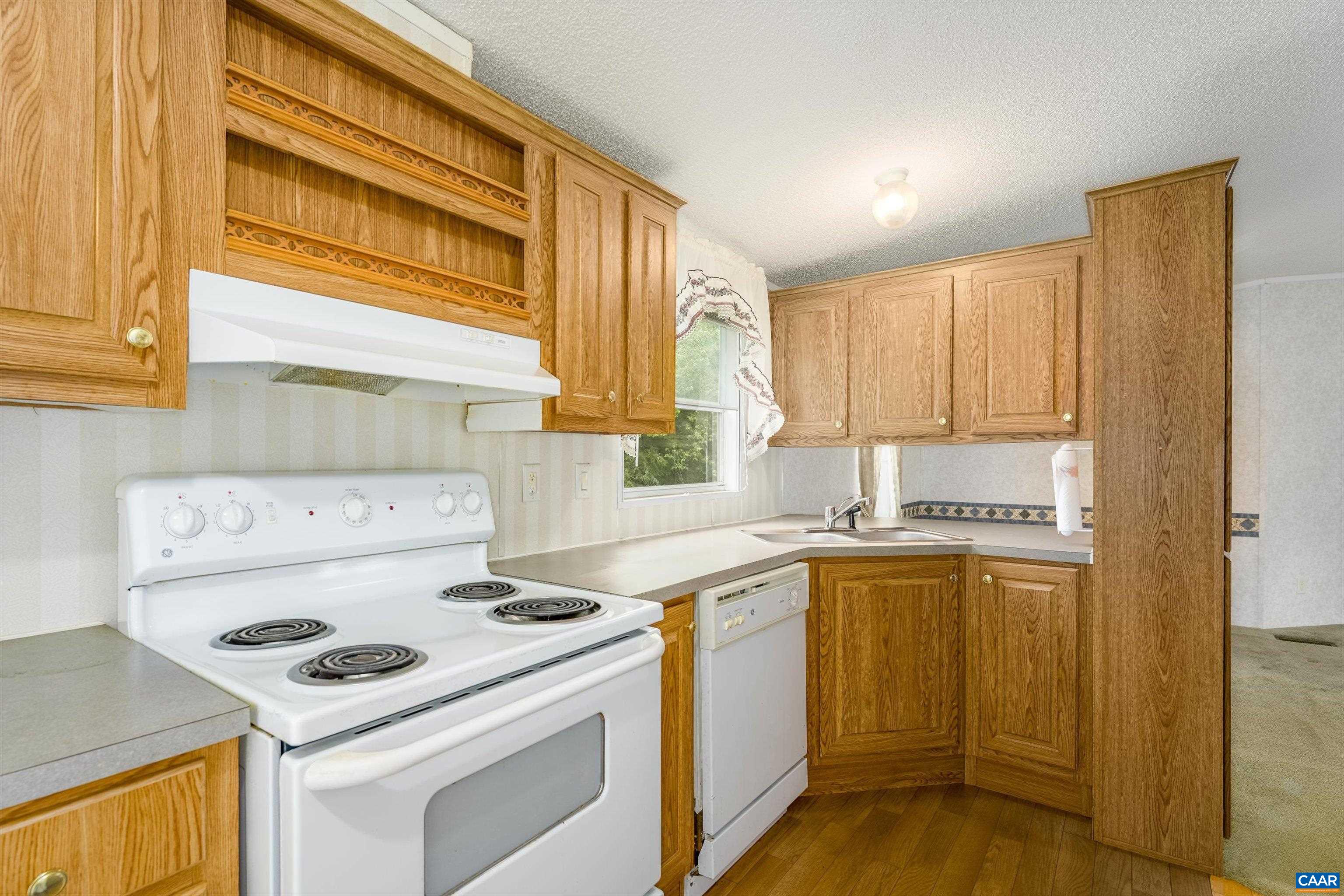 2547 PONDEROSA TRL, CHARLOTTESVILLE, Virginia 22903, 3 Bedrooms Bedrooms, ,2 BathroomsBathrooms,Residential,2547 PONDEROSA TRL,664929 MLS # 664929