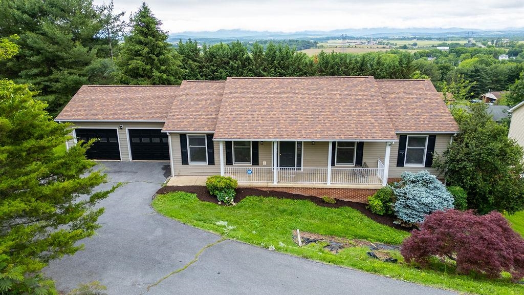163 VALLEY VIEW AVE, MOUNT SIDNEY, Virginia 24467, 3 Bedrooms Bedrooms, ,2 BathroomsBathrooms,Residential,163 VALLEY VIEW AVE,664951 MLS # 664951