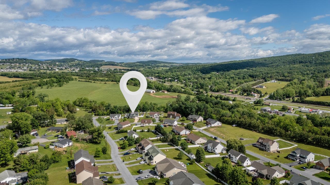 6081 DOTTS LN, PENN LAIRD, Virginia 22846, 4 Bedrooms Bedrooms, ,2 BathroomsBathrooms,Residential,6081 DOTTS LN,664957 MLS # 664957