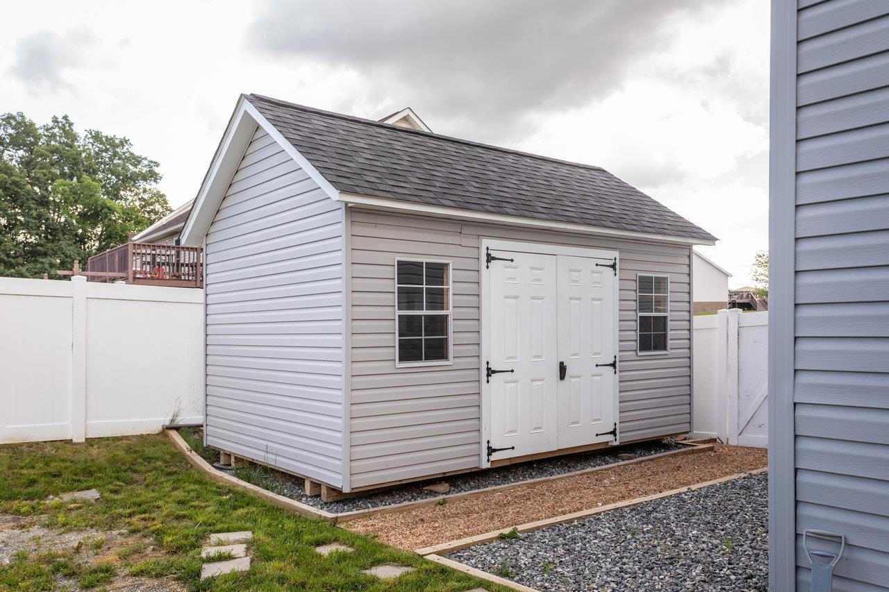 6081 DOTTS LN, PENN LAIRD, Virginia 22846, 4 Bedrooms Bedrooms, ,2 BathroomsBathrooms,Residential,6081 DOTTS LN,664957 MLS # 664957