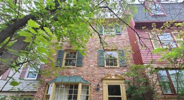 120 GEORGETOWN GREEN, CHARLOTTESVILLE, Virginia 22901, 4 Bedrooms Bedrooms, ,3 BathroomsBathrooms,Residential,120 GEORGETOWN GREEN,664959 MLS # 664959