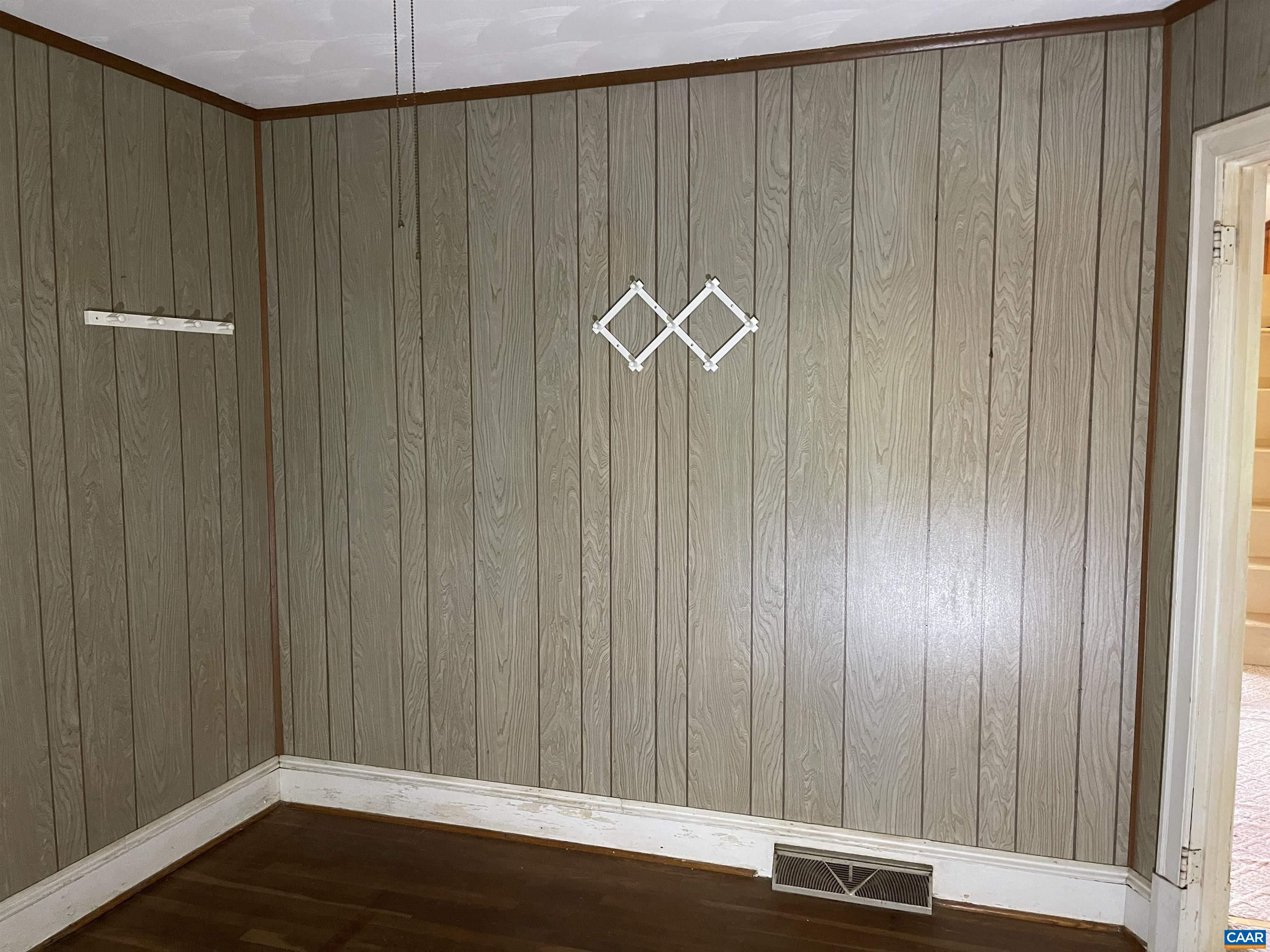 6932 ROCKFISH RIVER RD, SCHUYLER, Virginia 22969, 3 Bedrooms Bedrooms, ,1 BathroomBathrooms,Residential,6932 ROCKFISH RIVER RD,664965 MLS # 664965