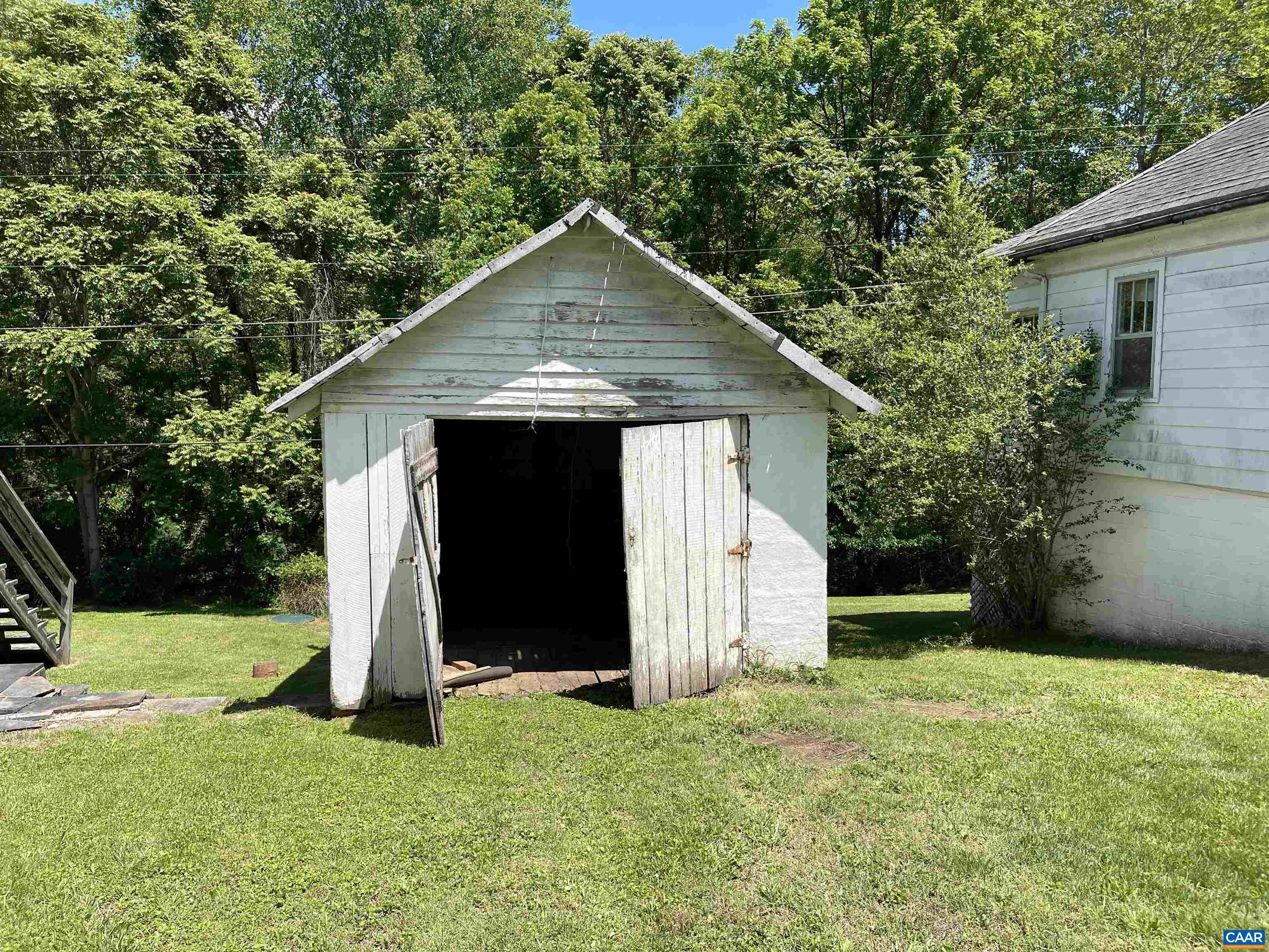 6932 ROCKFISH RIVER RD, SCHUYLER, Virginia 22969, 3 Bedrooms Bedrooms, ,1 BathroomBathrooms,Residential,6932 ROCKFISH RIVER RD,664965 MLS # 664965