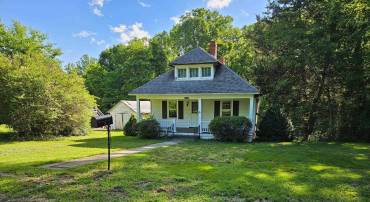 6932 ROCKFISH RIVER RD, SCHUYLER, Virginia 22969, 3 Bedrooms Bedrooms, ,1 BathroomBathrooms,Residential,6932 ROCKFISH RIVER RD,664965 MLS # 664965
