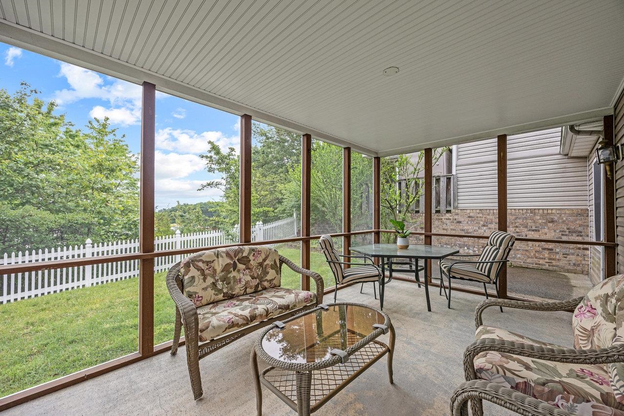 127 EMERALD DR, HARRISONBURG, Virginia 22801, 2 Bedrooms Bedrooms, ,2 BathroomsBathrooms,Residential,127 EMERALD DR,664966 MLS # 664966