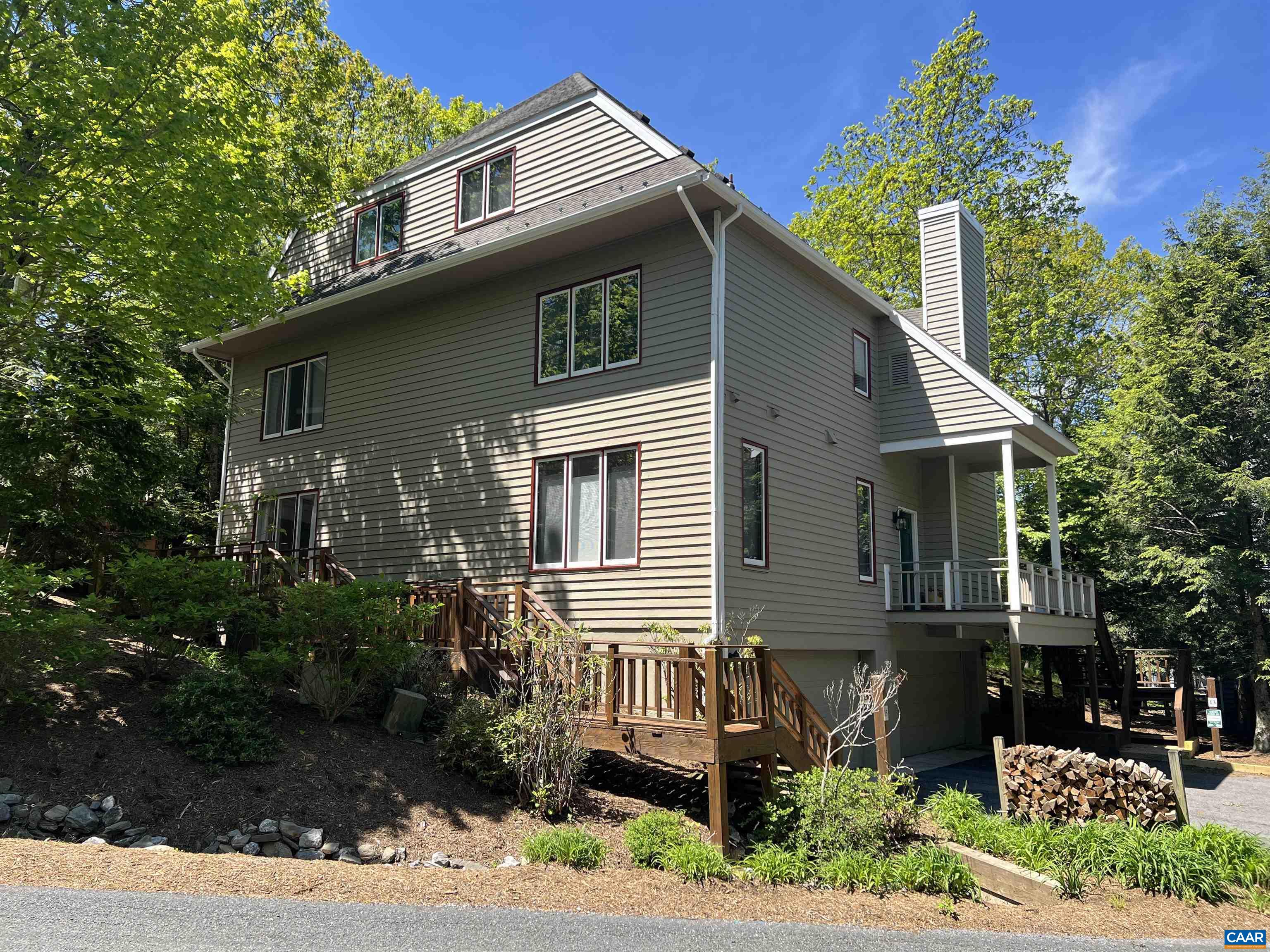 15 TRILLIUM CLOSE, WINTERGREEN RESORT, Virginia 22967, 4 Bedrooms Bedrooms, ,3 BathroomsBathrooms,Residential,15 TRILLIUM CLOSE,664968 MLS # 664968