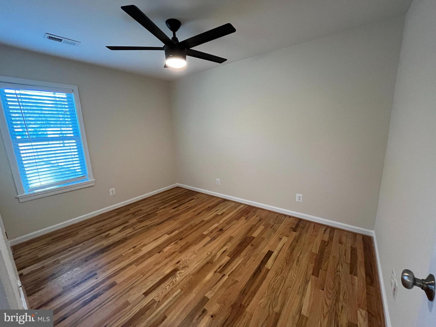 219 MATTOX AVE, COLONIAL BEACH, Virginia 22443, 3 Bedrooms Bedrooms, 6 Rooms Rooms,2 BathroomsBathrooms,Residential,For sale,219 MATTOX AVE,VAWE2008746 MLS # VAWE2008746
