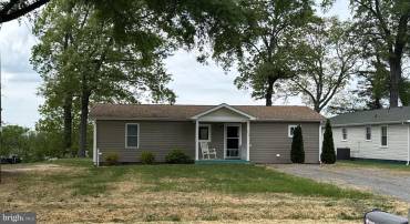 219 MATTOX AVE, COLONIAL BEACH, Virginia 22443, 3 Bedrooms Bedrooms, 6 Rooms Rooms,2 BathroomsBathrooms,Residential,For sale,219 MATTOX AVE,VAWE2008746 MLS # VAWE2008746