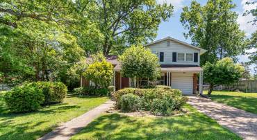 8809 VERNON VIEW DR, ALEXANDRIA, Virginia 22308, 4 Bedrooms Bedrooms, ,1 BathroomBathrooms,Residential,For sale,8809 VERNON VIEW DR,VAFX2237696 MLS # VAFX2237696