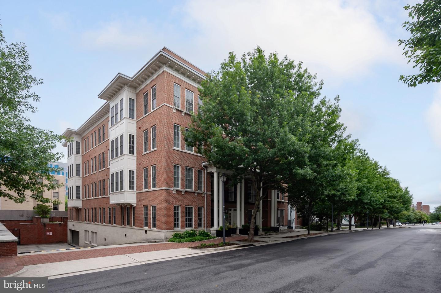 1023 N ROYAL ST #104, ALEXANDRIA, Virginia 22314, 1 Bedroom Bedrooms, ,1 BathroomBathrooms,Residential,For sale,1023 N ROYAL ST #104,VAAX2044788 MLS # VAAX2044788