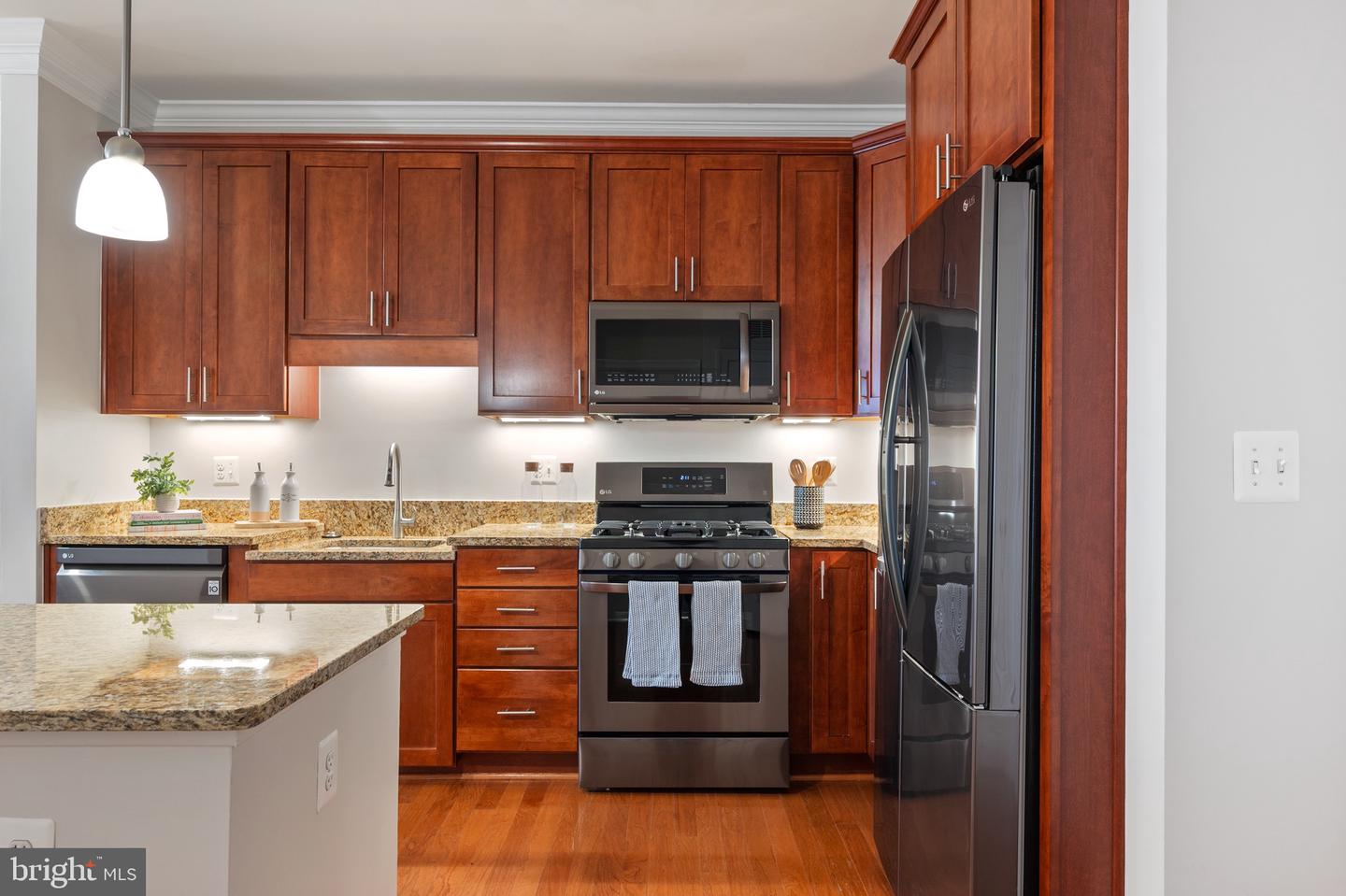1023 N ROYAL ST #104, ALEXANDRIA, Virginia 22314, 1 Bedroom Bedrooms, ,1 BathroomBathrooms,Residential,For sale,1023 N ROYAL ST #104,VAAX2044788 MLS # VAAX2044788
