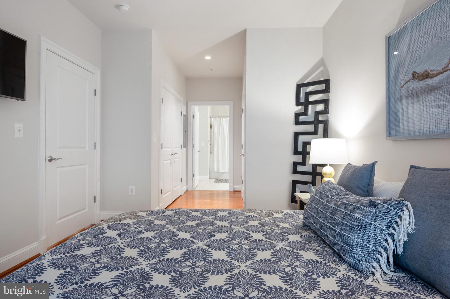 1023 N ROYAL ST #104, ALEXANDRIA, Virginia 22314, 1 Bedroom Bedrooms, ,1 BathroomBathrooms,Residential,For sale,1023 N ROYAL ST #104,VAAX2044788 MLS # VAAX2044788