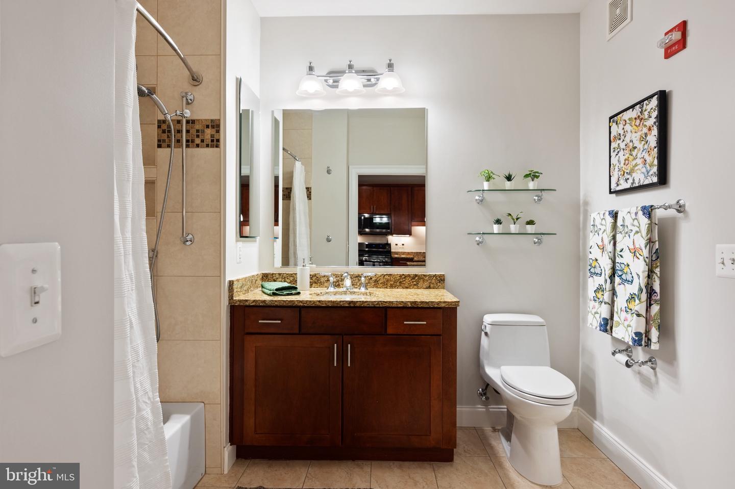 1023 N ROYAL ST #104, ALEXANDRIA, Virginia 22314, 1 Bedroom Bedrooms, ,1 BathroomBathrooms,Residential,For sale,1023 N ROYAL ST #104,VAAX2044788 MLS # VAAX2044788