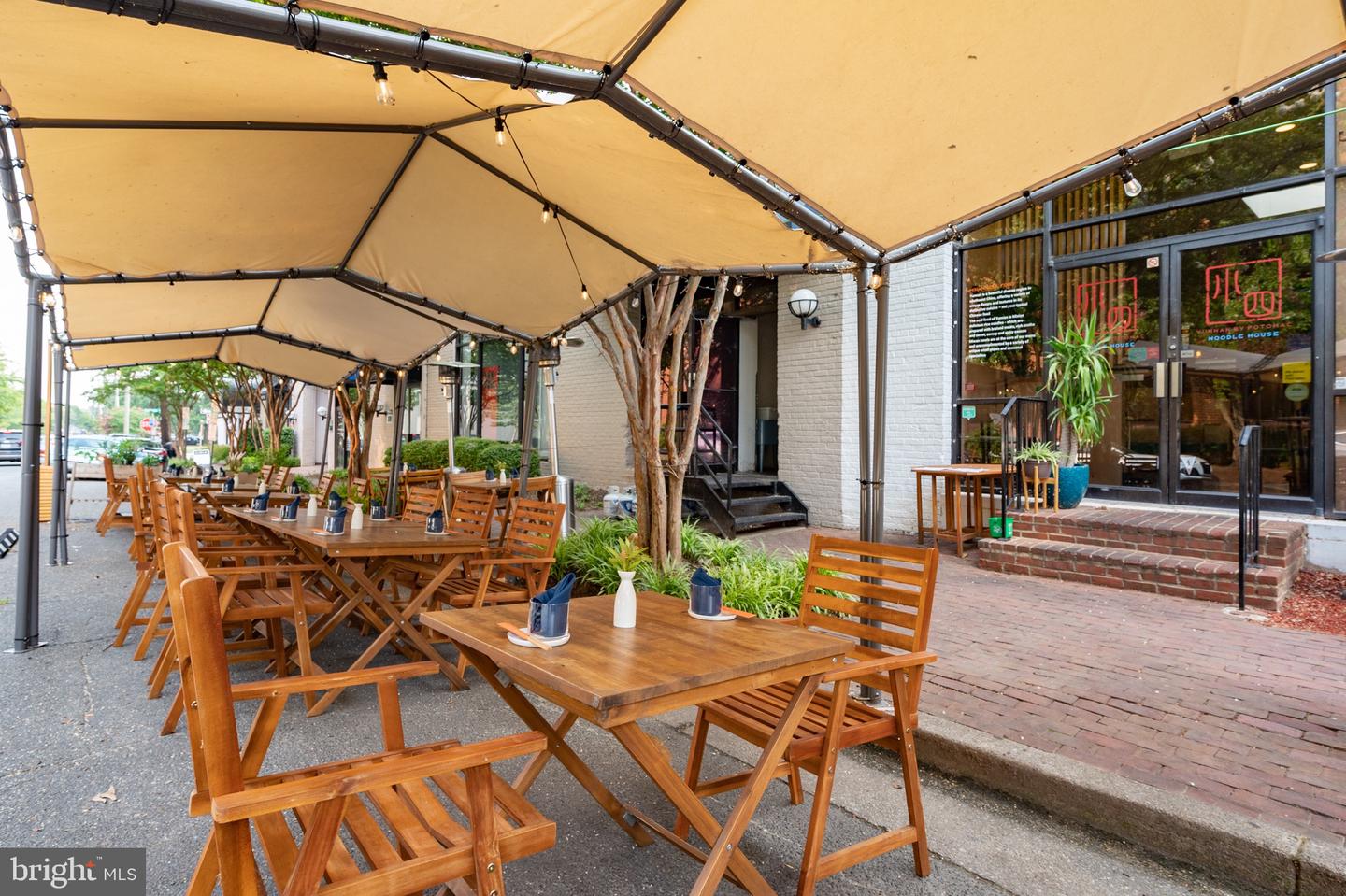 1023 N ROYAL ST #104, ALEXANDRIA, Virginia 22314, 1 Bedroom Bedrooms, ,1 BathroomBathrooms,Residential,For sale,1023 N ROYAL ST #104,VAAX2044788 MLS # VAAX2044788