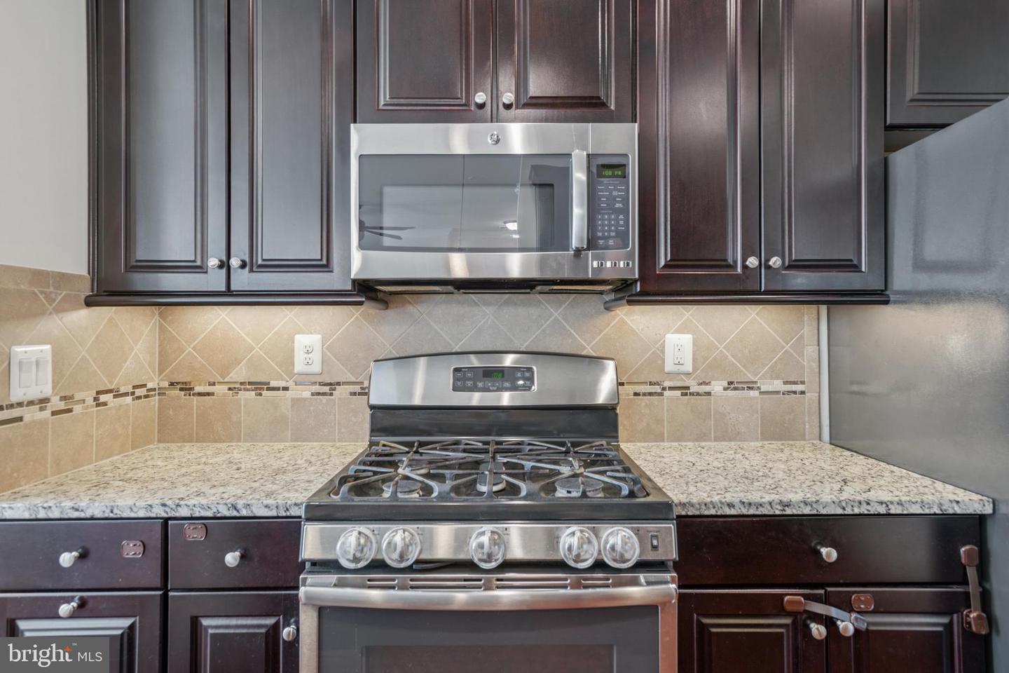 42621 CAPITOL VIEW TER, BROADLANDS, Virginia 20148, 3 Bedrooms Bedrooms, ,2 BathroomsBathrooms,Residential,For sale,42621 CAPITOL VIEW TER,VALO2095244 MLS # VALO2095244