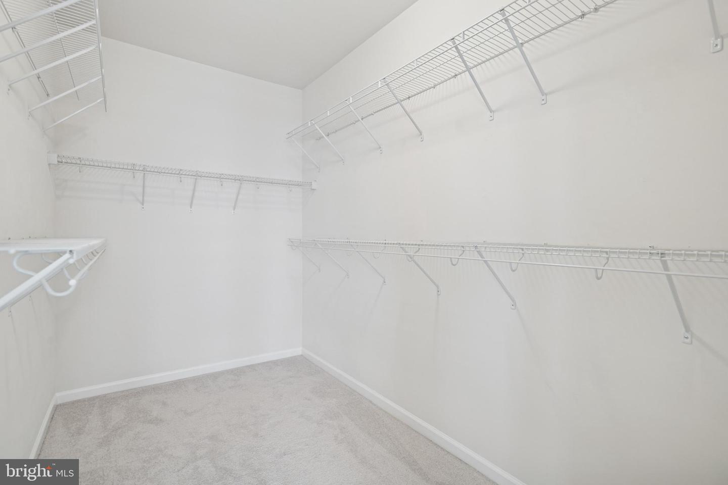 42621 CAPITOL VIEW TER, BROADLANDS, Virginia 20148, 3 Bedrooms Bedrooms, ,2 BathroomsBathrooms,Residential,For sale,42621 CAPITOL VIEW TER,VALO2095244 MLS # VALO2095244