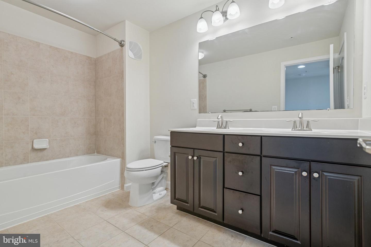 42621 CAPITOL VIEW TER, BROADLANDS, Virginia 20148, 3 Bedrooms Bedrooms, ,2 BathroomsBathrooms,Residential,For sale,42621 CAPITOL VIEW TER,VALO2095244 MLS # VALO2095244