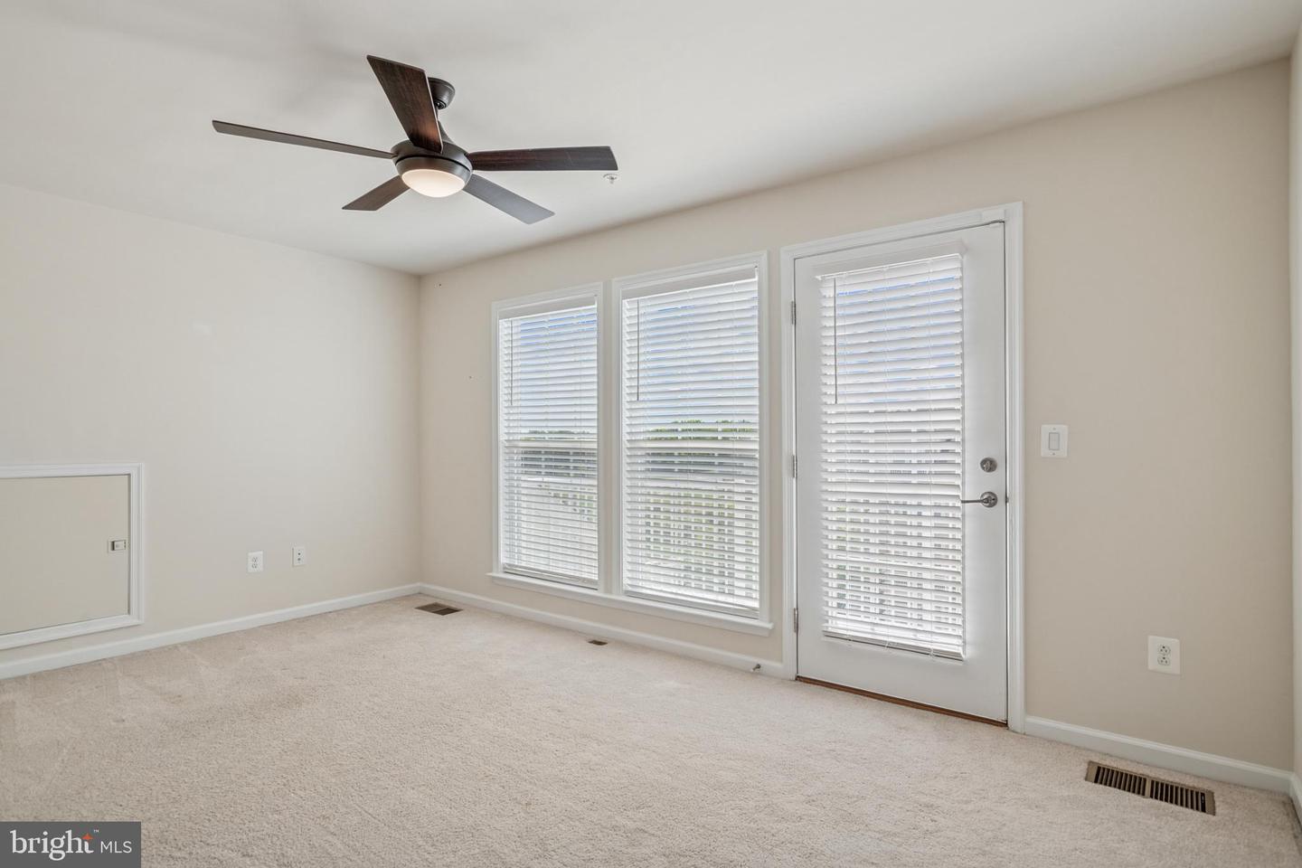 42621 CAPITOL VIEW TER, BROADLANDS, Virginia 20148, 3 Bedrooms Bedrooms, ,2 BathroomsBathrooms,Residential,For sale,42621 CAPITOL VIEW TER,VALO2095244 MLS # VALO2095244