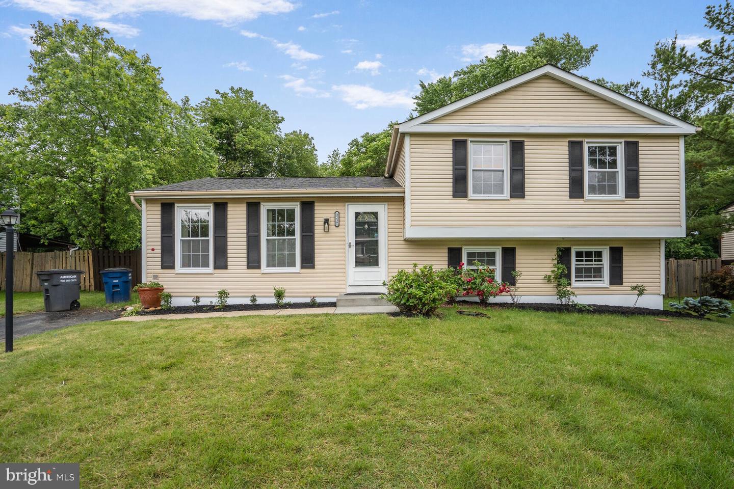 3237 BETHEL CHURCH DR, WOODBRIDGE, Virginia 22192, 3 Bedrooms Bedrooms, ,2 BathroomsBathrooms,Residential,For sale,3237 BETHEL CHURCH DR,VAPW2093650 MLS # VAPW2093650