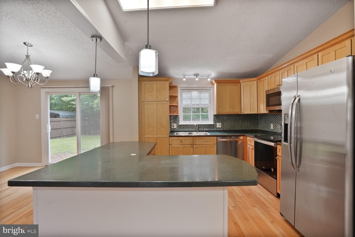 3237 BETHEL CHURCH DR, WOODBRIDGE, Virginia 22192, 3 Bedrooms Bedrooms, ,2 BathroomsBathrooms,Residential,For sale,3237 BETHEL CHURCH DR,VAPW2093650 MLS # VAPW2093650