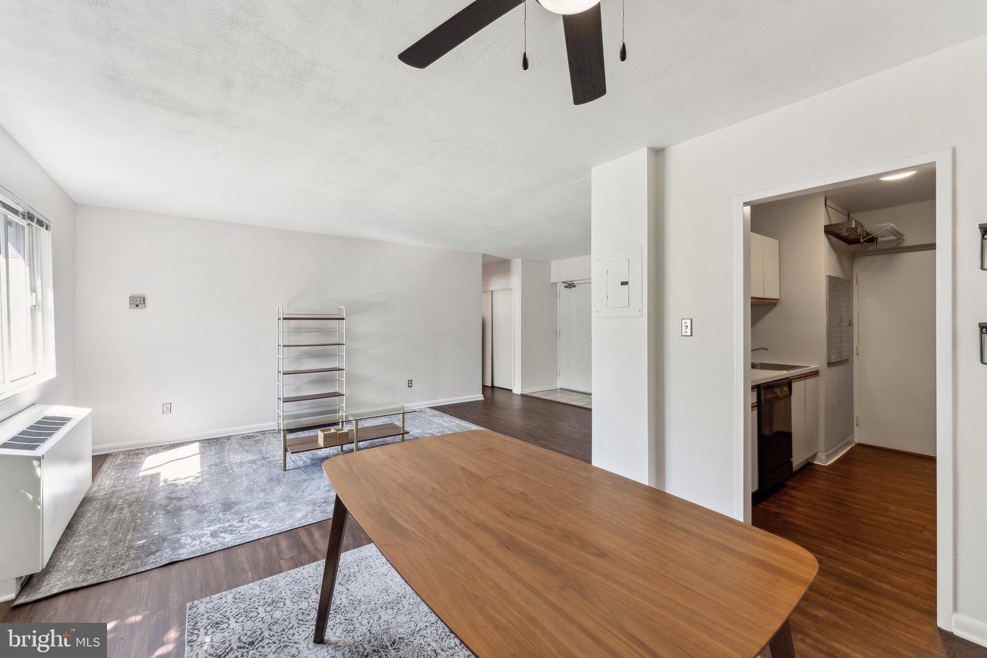3701 5TH ST S #212, ARLINGTON, Virginia 22204, 1 Bedroom Bedrooms, ,1 BathroomBathrooms,Residential,For sale,3701 5TH ST S #212,VAAR2056876 MLS # VAAR2056876