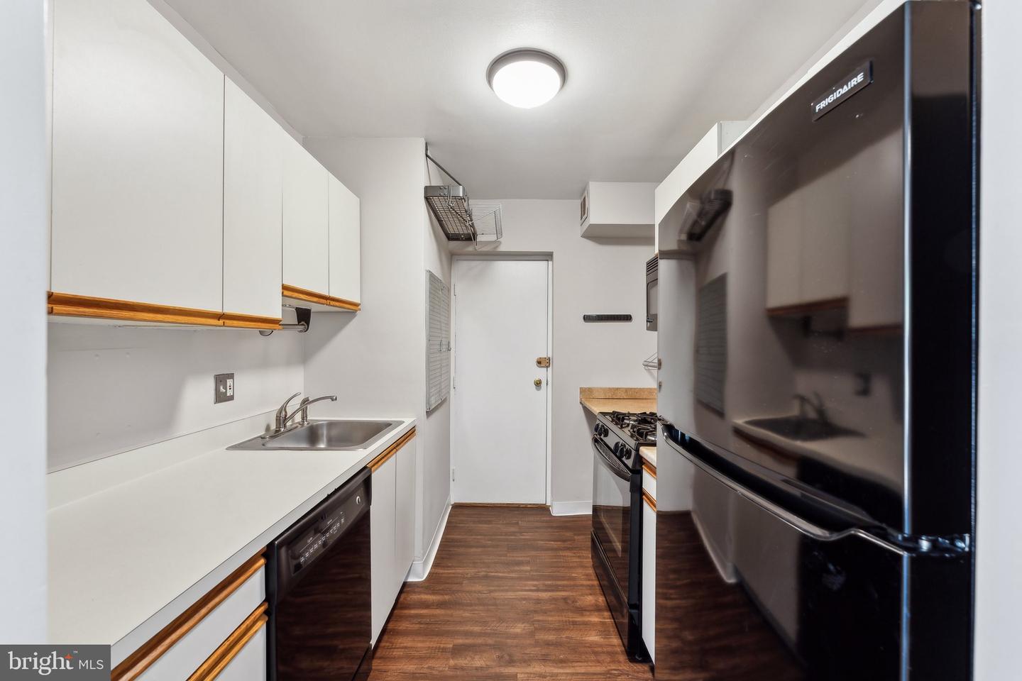 3701 5TH ST S #212, ARLINGTON, Virginia 22204, 1 Bedroom Bedrooms, ,1 BathroomBathrooms,Residential,For sale,3701 5TH ST S #212,VAAR2056876 MLS # VAAR2056876