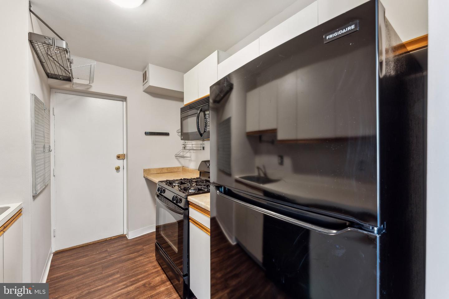3701 5TH ST S #212, ARLINGTON, Virginia 22204, 1 Bedroom Bedrooms, ,1 BathroomBathrooms,Residential,For sale,3701 5TH ST S #212,VAAR2056876 MLS # VAAR2056876