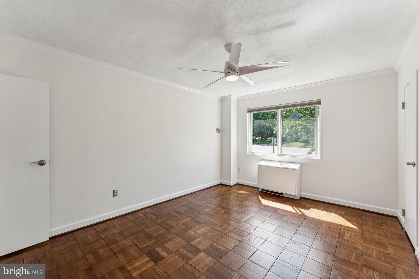 3701 5TH ST S #212, ARLINGTON, Virginia 22204, 1 Bedroom Bedrooms, ,1 BathroomBathrooms,Residential,For sale,3701 5TH ST S #212,VAAR2056876 MLS # VAAR2056876