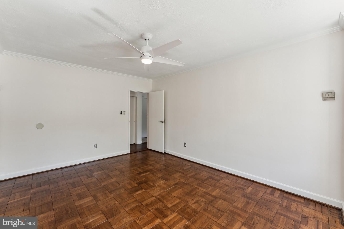 3701 5TH ST S #212, ARLINGTON, Virginia 22204, 1 Bedroom Bedrooms, ,1 BathroomBathrooms,Residential,For sale,3701 5TH ST S #212,VAAR2056876 MLS # VAAR2056876