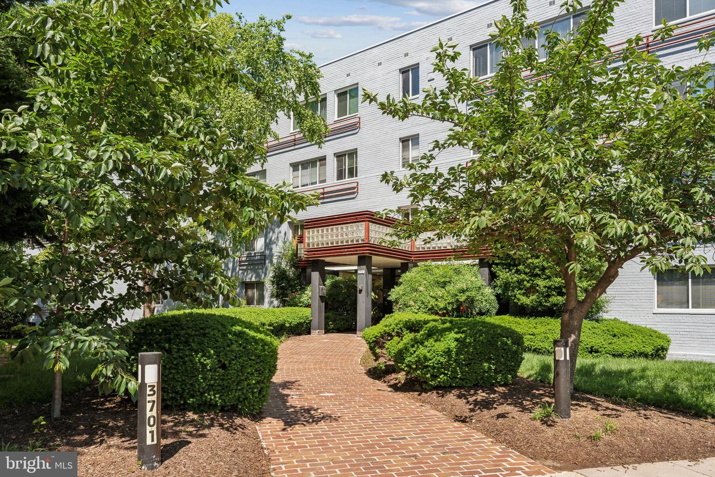 3701 5TH ST S #212, ARLINGTON, Virginia 22204, 1 Bedroom Bedrooms, ,1 BathroomBathrooms,Residential,For sale,3701 5TH ST S #212,VAAR2056876 MLS # VAAR2056876