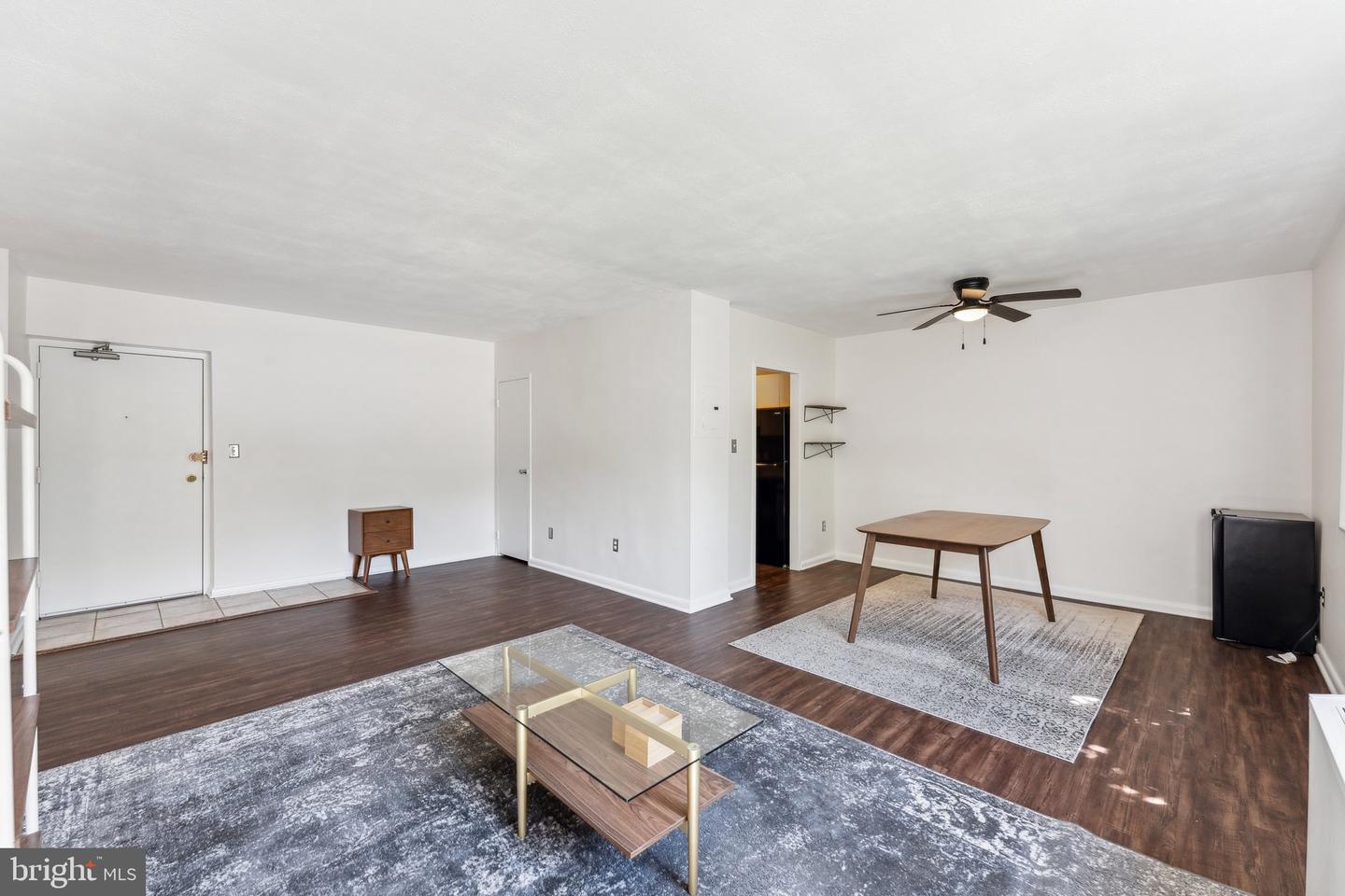3701 5TH ST S #212, ARLINGTON, Virginia 22204, 1 Bedroom Bedrooms, ,1 BathroomBathrooms,Residential,For sale,3701 5TH ST S #212,VAAR2056876 MLS # VAAR2056876