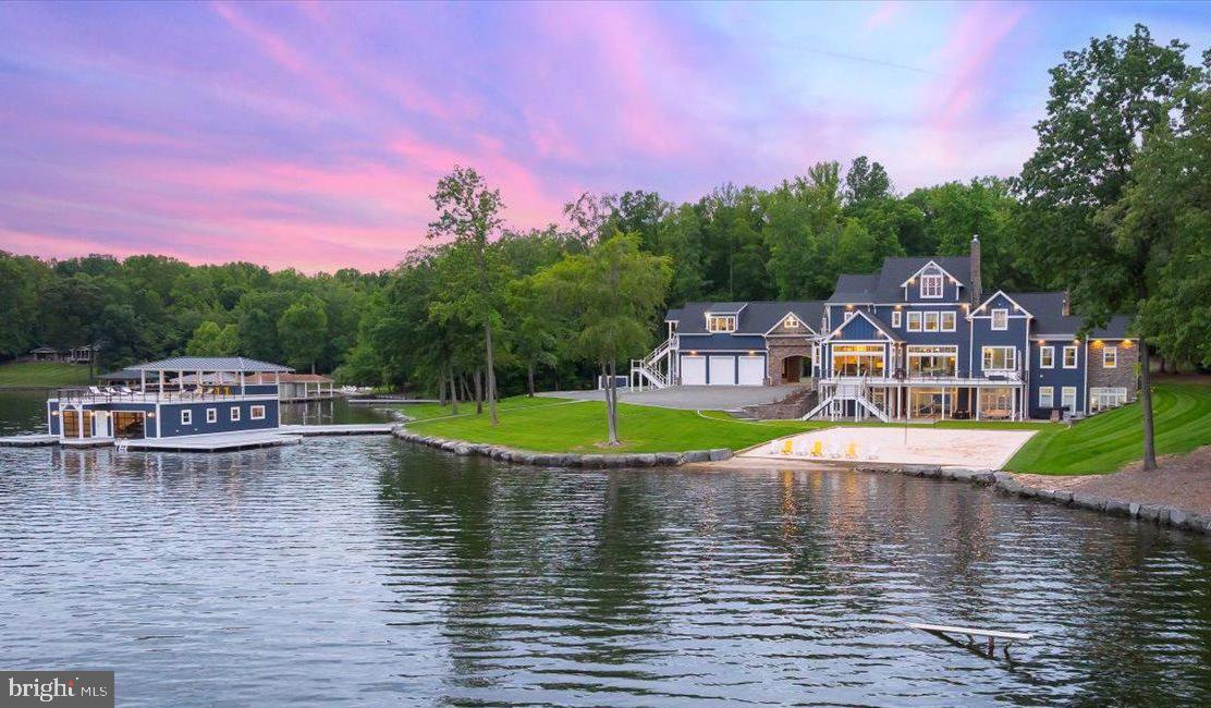 542 TWIN LAKES LN, BUMPASS, Virginia 23024, 7 Bedrooms Bedrooms, 37 Rooms Rooms,7 BathroomsBathrooms,Residential,For sale,542 TWIN LAKES LN,VALA2007786 MLS # VALA2007786