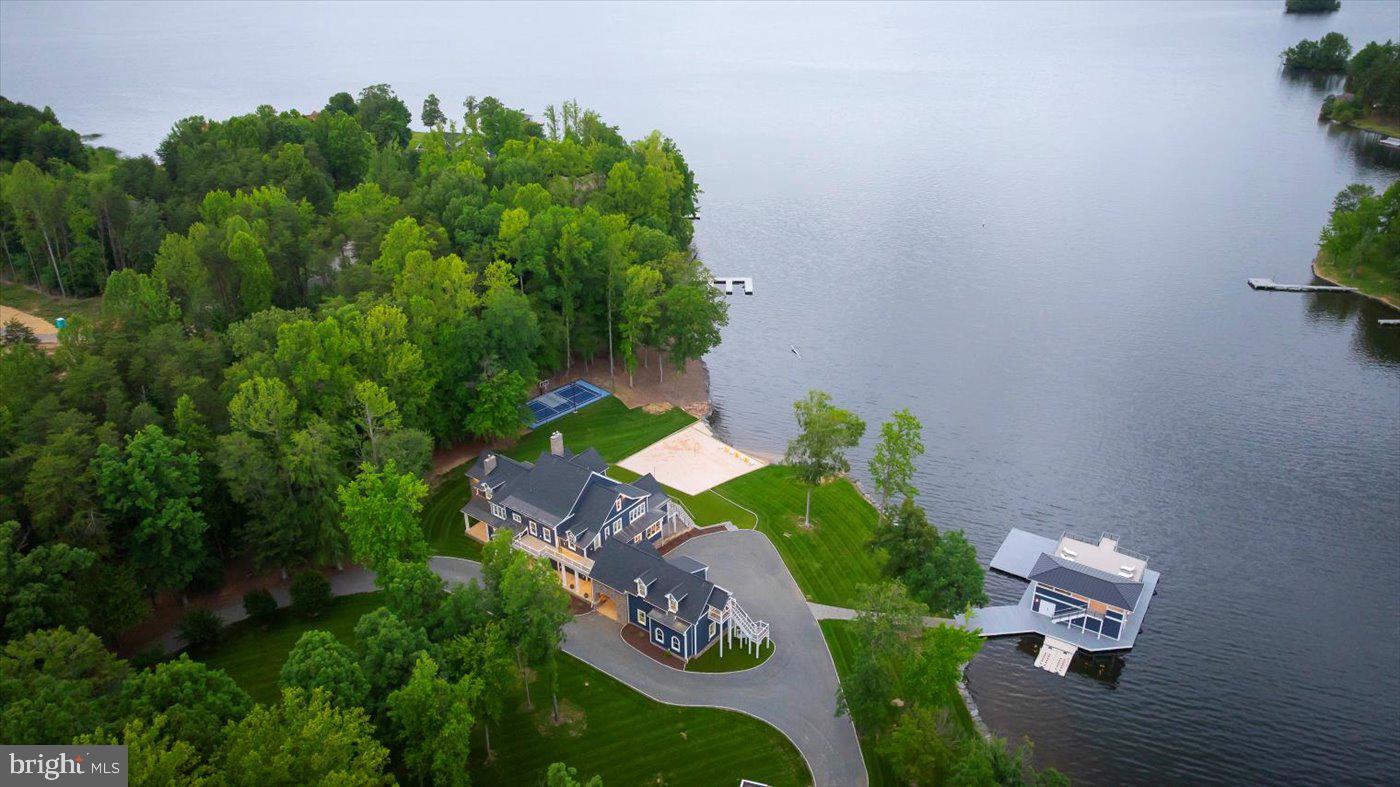 542 TWIN LAKES LN, BUMPASS, Virginia 23024, 7 Bedrooms Bedrooms, 37 Rooms Rooms,7 BathroomsBathrooms,Residential,For sale,542 TWIN LAKES LN,VALA2007786 MLS # VALA2007786