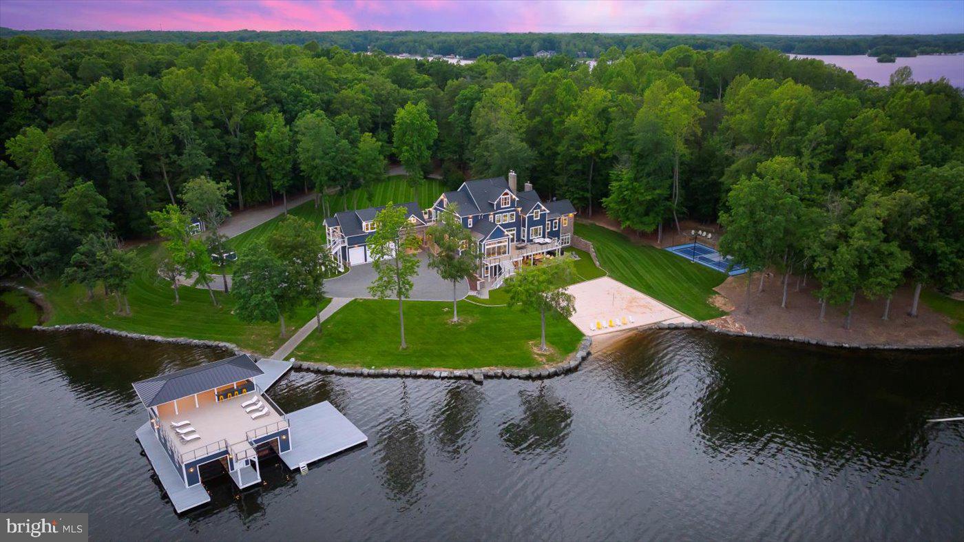 542 TWIN LAKES LN, BUMPASS, Virginia 23024, 7 Bedrooms Bedrooms, 37 Rooms Rooms,7 BathroomsBathrooms,Residential,For sale,542 TWIN LAKES LN,VALA2007786 MLS # VALA2007786