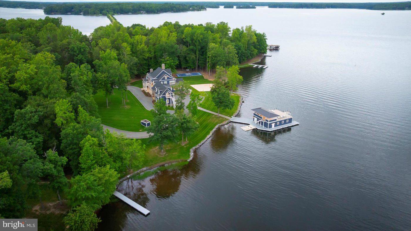 542 TWIN LAKES LN, BUMPASS, Virginia 23024, 7 Bedrooms Bedrooms, 37 Rooms Rooms,7 BathroomsBathrooms,Residential,For sale,542 TWIN LAKES LN,VALA2007786 MLS # VALA2007786
