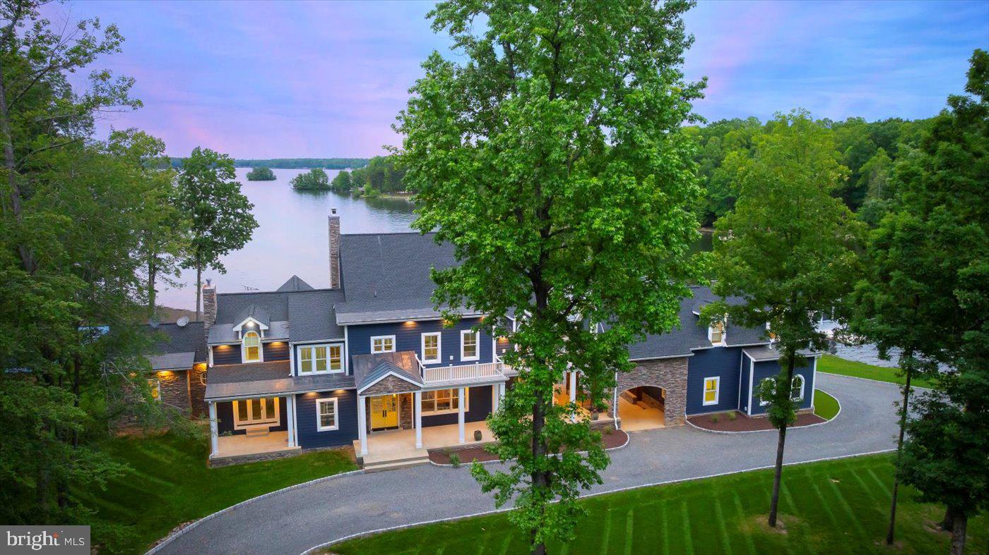 542 TWIN LAKES LN, BUMPASS, Virginia 23024, 7 Bedrooms Bedrooms, 37 Rooms Rooms,7 BathroomsBathrooms,Residential,For sale,542 TWIN LAKES LN,VALA2007786 MLS # VALA2007786