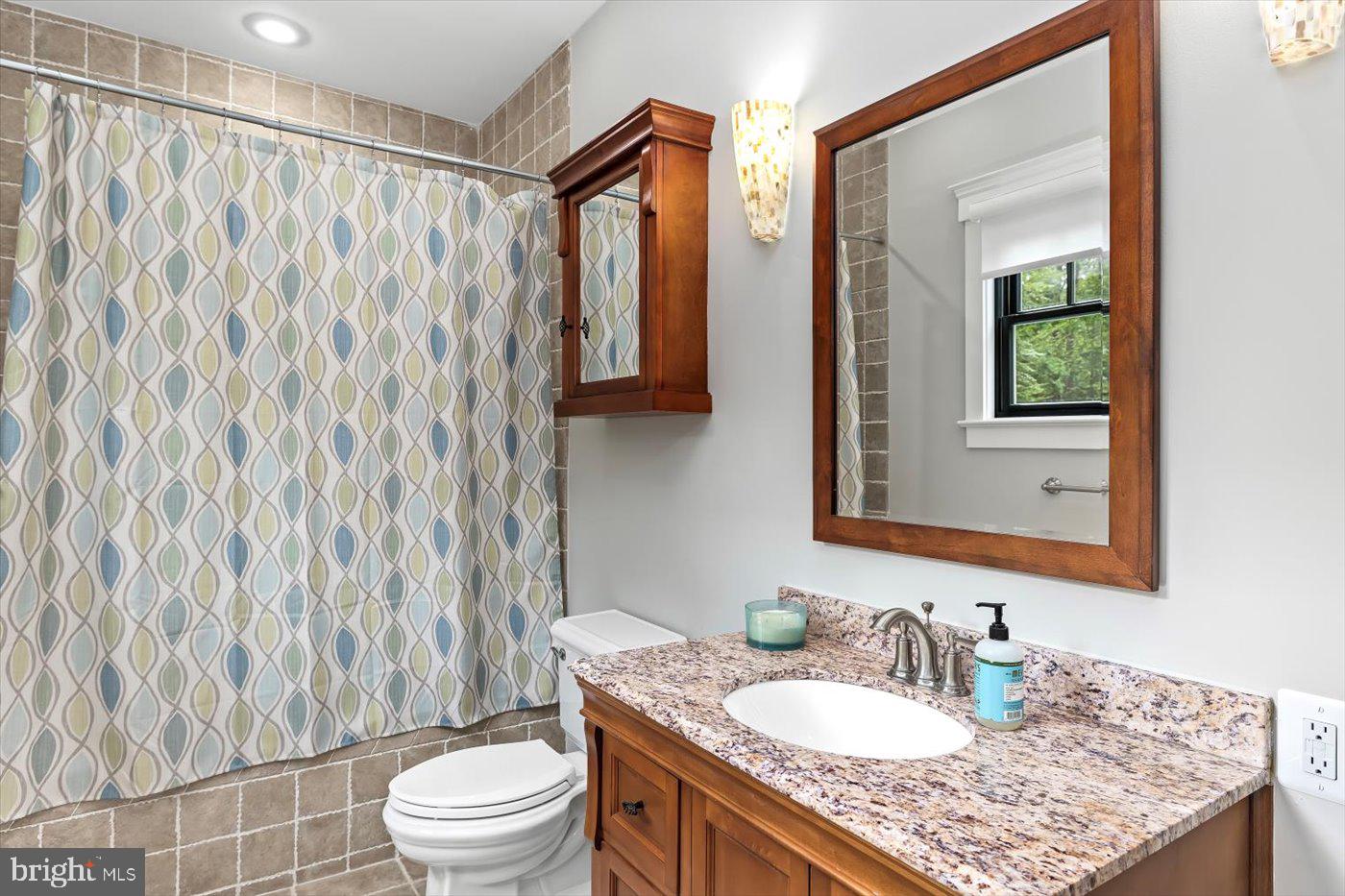 542 TWIN LAKES LN, BUMPASS, Virginia 23024, 7 Bedrooms Bedrooms, 37 Rooms Rooms,7 BathroomsBathrooms,Residential,For sale,542 TWIN LAKES LN,VALA2007786 MLS # VALA2007786