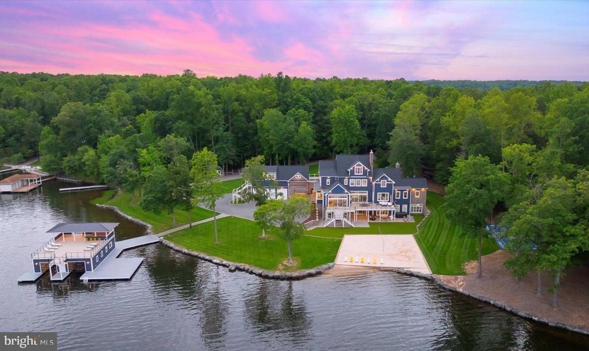 542 TWIN LAKES LN, BUMPASS, Virginia 23024, 7 Bedrooms Bedrooms, 37 Rooms Rooms,7 BathroomsBathrooms,Residential,For sale,542 TWIN LAKES LN,VALA2007786 MLS # VALA2007786