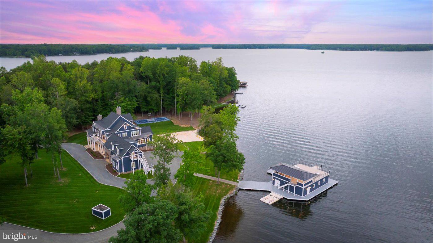 542 TWIN LAKES LN, BUMPASS, Virginia 23024, 7 Bedrooms Bedrooms, 37 Rooms Rooms,7 BathroomsBathrooms,Residential,For sale,542 TWIN LAKES LN,VALA2007786 MLS # VALA2007786