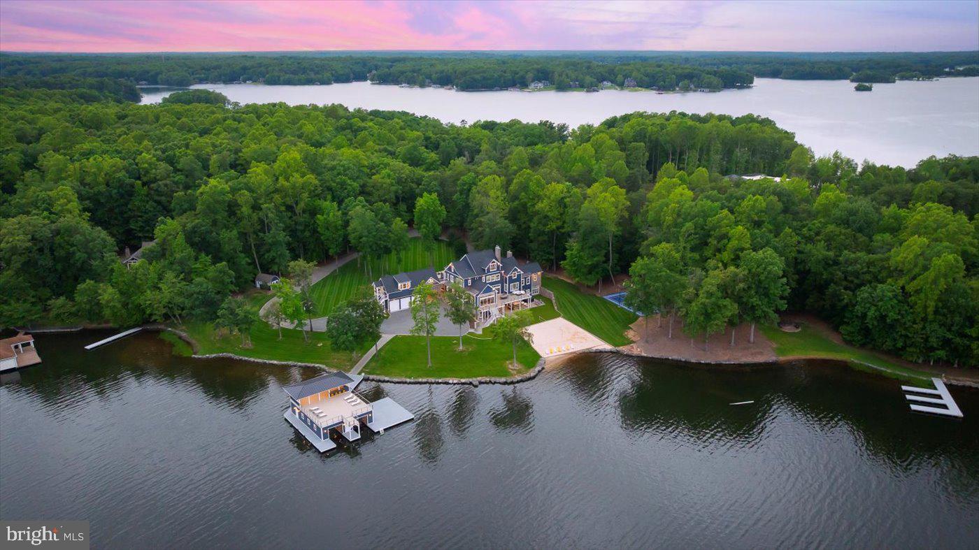 542 TWIN LAKES LN, BUMPASS, Virginia 23024, 7 Bedrooms Bedrooms, 37 Rooms Rooms,7 BathroomsBathrooms,Residential,For sale,542 TWIN LAKES LN,VALA2007786 MLS # VALA2007786