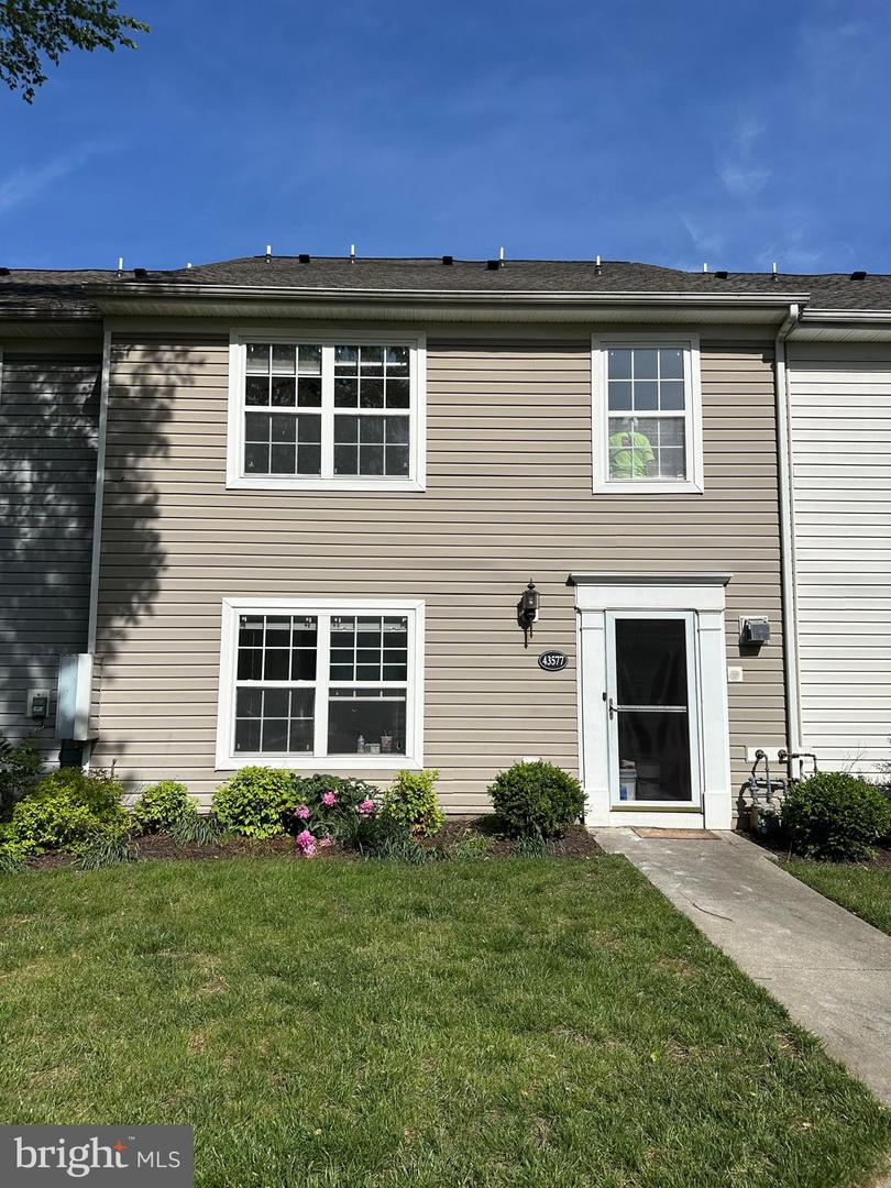 43577 PATCHING POND SQ, ASHBURN, Virginia 20147, 2 Bedrooms Bedrooms, ,2 BathroomsBathrooms,Residential,For sale,43577 PATCHING POND SQ,VALO2095642 MLS # VALO2095642