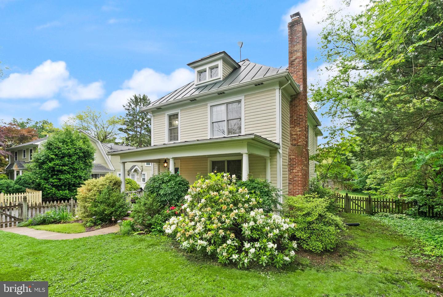 430 S MAPLE AVE, PURCELLVILLE, Virginia 20132, 4 Bedrooms Bedrooms, ,2 BathroomsBathrooms,Residential,For sale,430 S MAPLE AVE,VALO2095664 MLS # VALO2095664