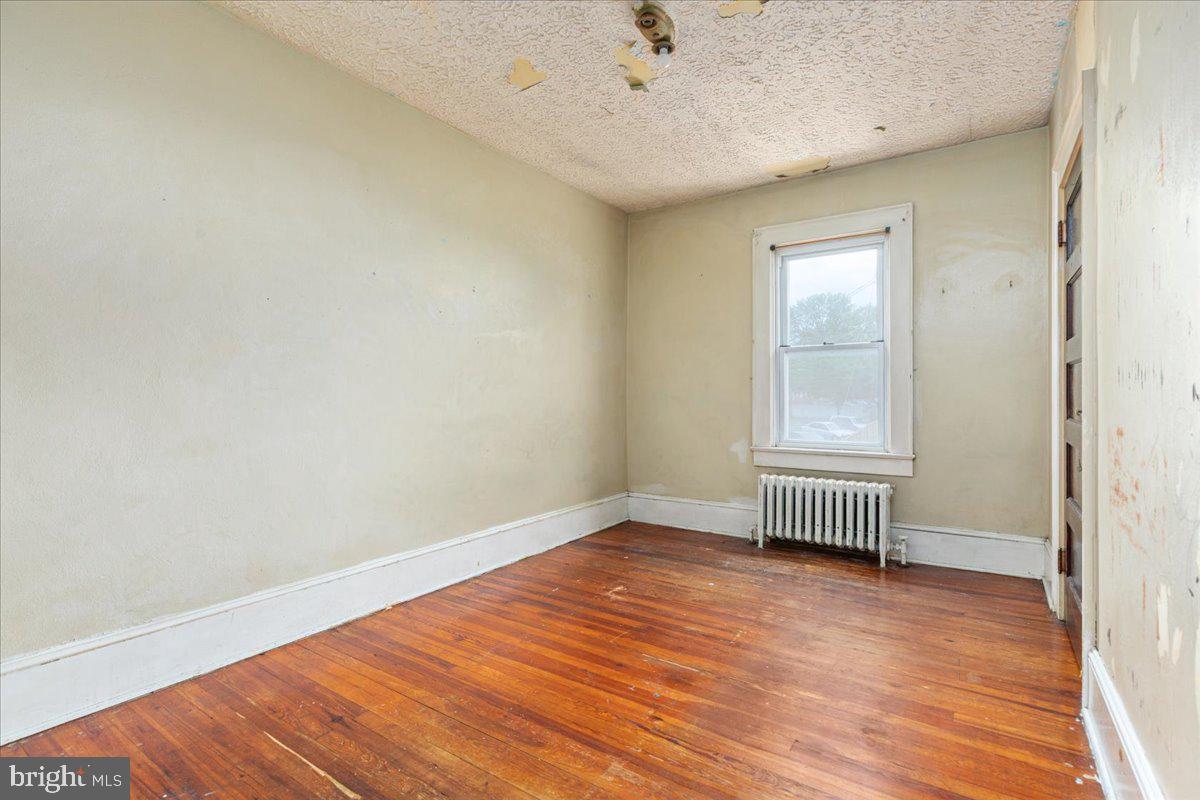 21 W PALL MALL ST, WINCHESTER, Virginia 22601, 4 Bedrooms Bedrooms, ,1 BathroomBathrooms,Residential,For sale,21 W PALL MALL ST,VAWI2007630 MLS # VAWI2007630