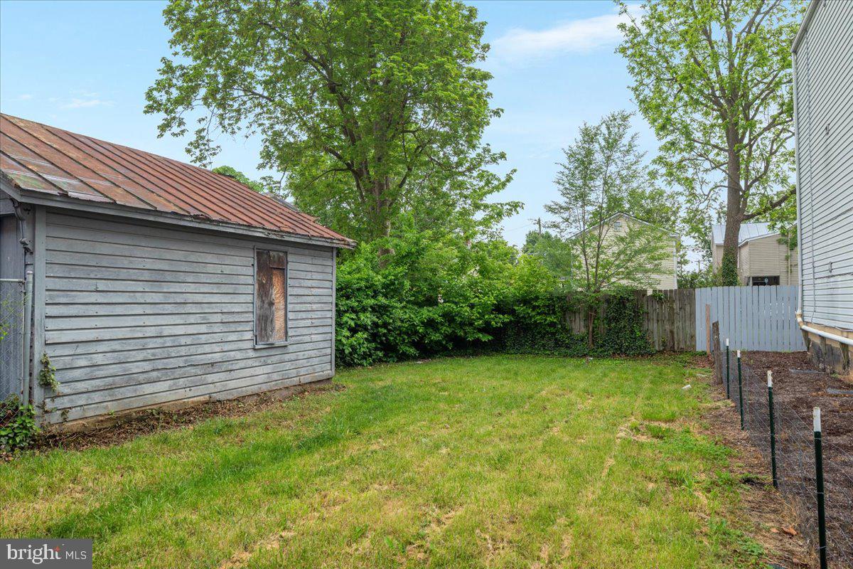 21 W PALL MALL ST, WINCHESTER, Virginia 22601, 4 Bedrooms Bedrooms, ,1 BathroomBathrooms,Residential,For sale,21 W PALL MALL ST,VAWI2007630 MLS # VAWI2007630