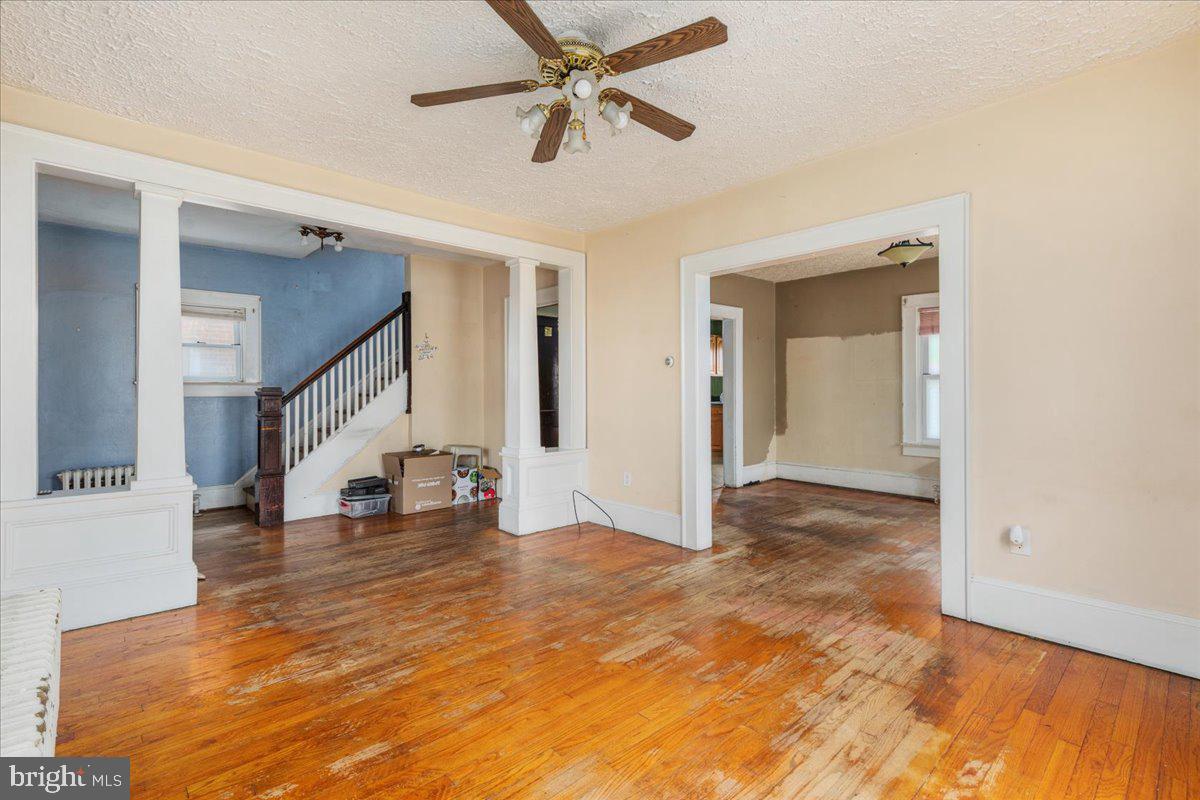 21 W PALL MALL ST, WINCHESTER, Virginia 22601, 4 Bedrooms Bedrooms, ,1 BathroomBathrooms,Residential,For sale,21 W PALL MALL ST,VAWI2007630 MLS # VAWI2007630